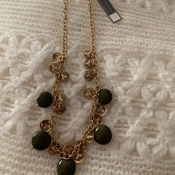 Necklaces - Picture 3 of 8